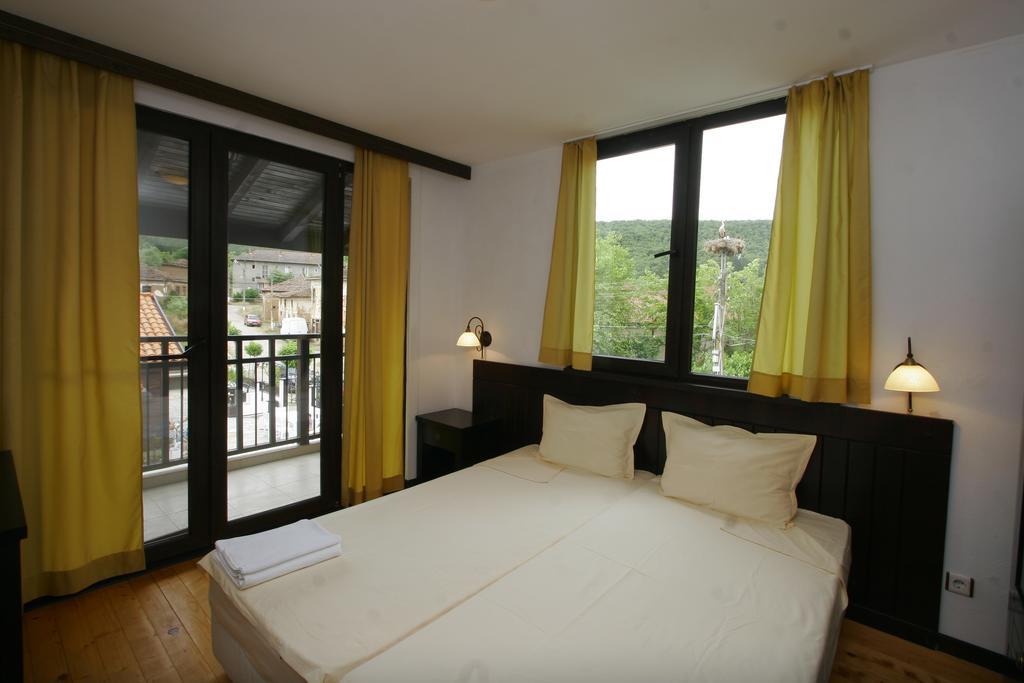 Guest House Bukor Shtepi Mandrica Экстерьер фото