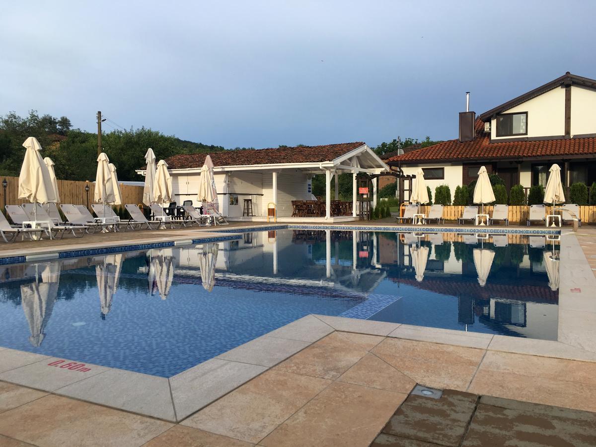 Guest House Bukor Shtepi Mandrica Экстерьер фото