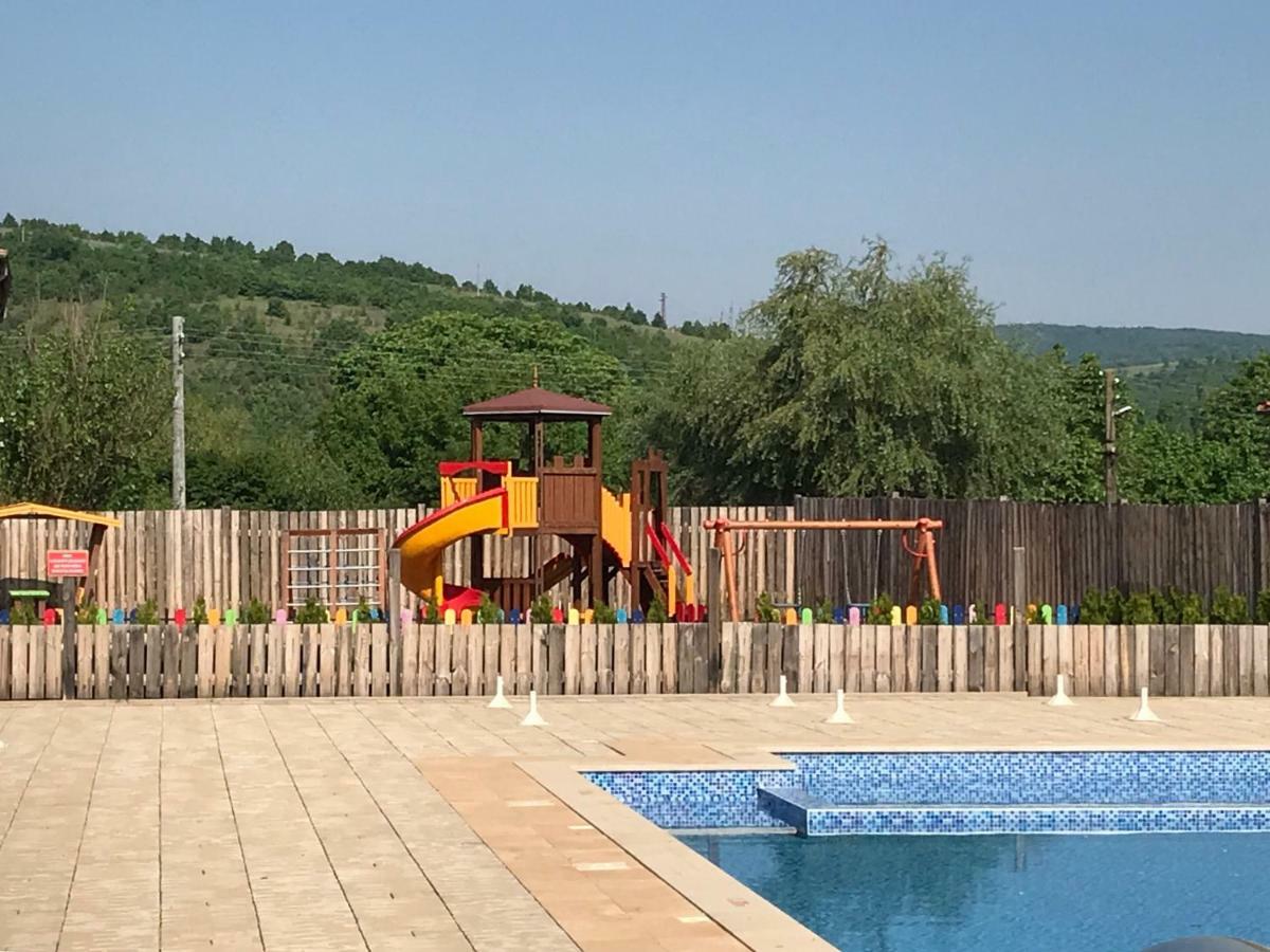 Guest House Bukor Shtepi Mandrica Экстерьер фото