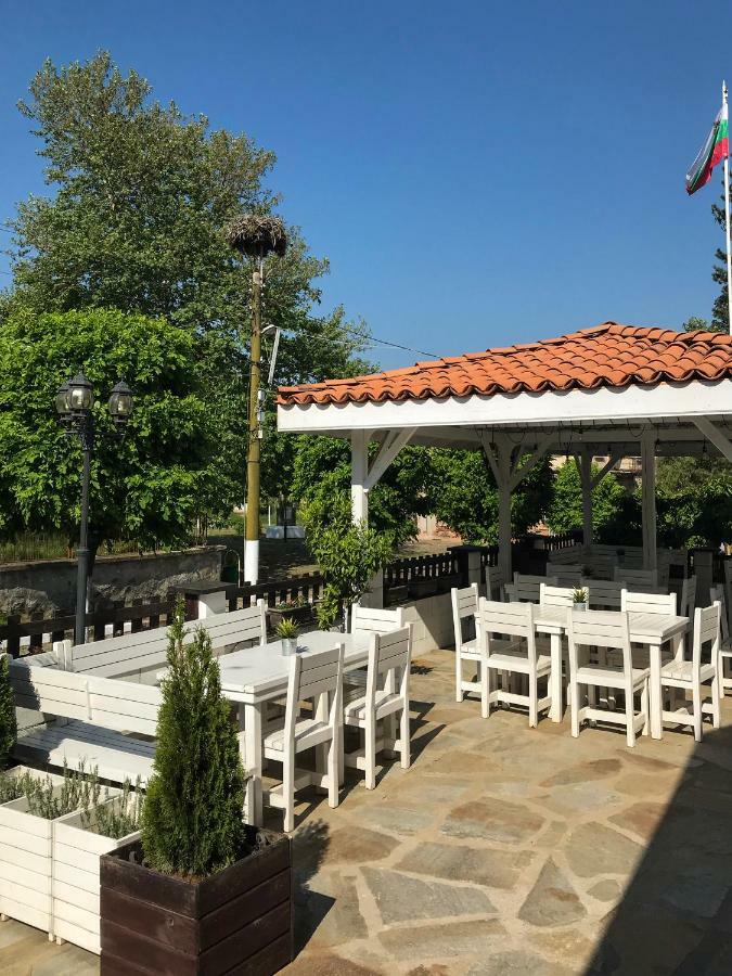 Guest House Bukor Shtepi Mandrica Экстерьер фото