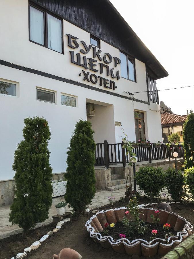 Guest House Bukor Shtepi Mandrica Экстерьер фото